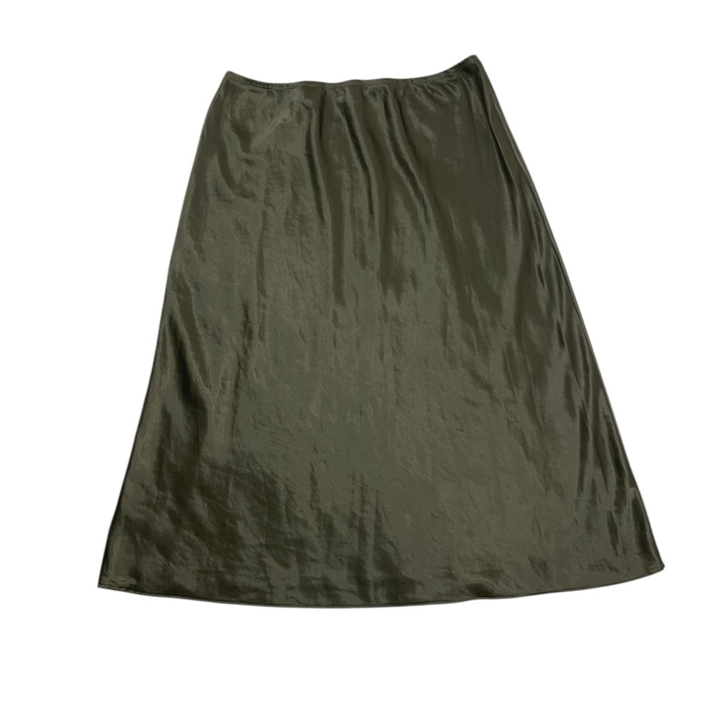 ⭐️2/$20 NWT Vince Camuto Satin Olive Green Midi Skirt - Picture 5 of 8